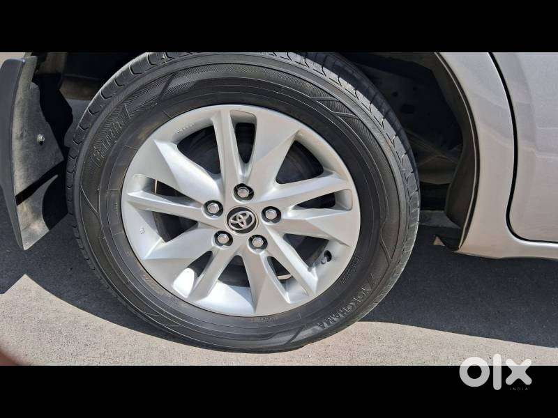 Toyota Innova Crysta 2.4 G Mt 7 Str, 2018, Diesel