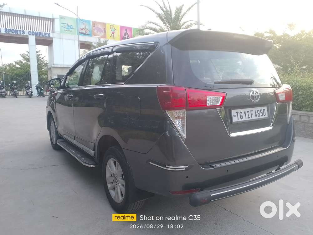 Toyota Innova Crysta 2.4 G Mt 8s, 2017, Diesel