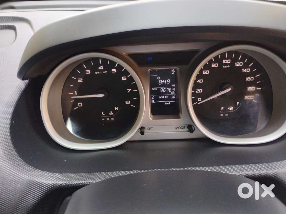 Tata Tiago Xz, 2016, Petrol