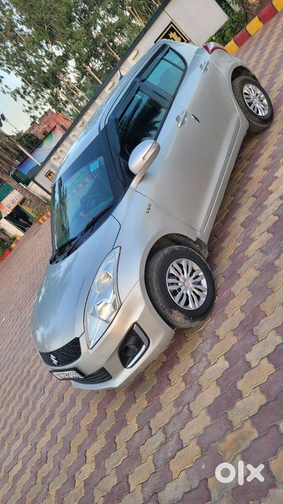 Maruti Suzuki Swift Vxi + Manual, 2016, Petrol