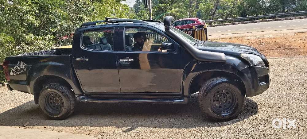 Isuzu D-max V-cross 2018 Diesel 64000 Km Driven