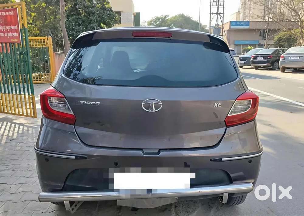 Tata Tiago 2017 Petrol 70000 Km Driven