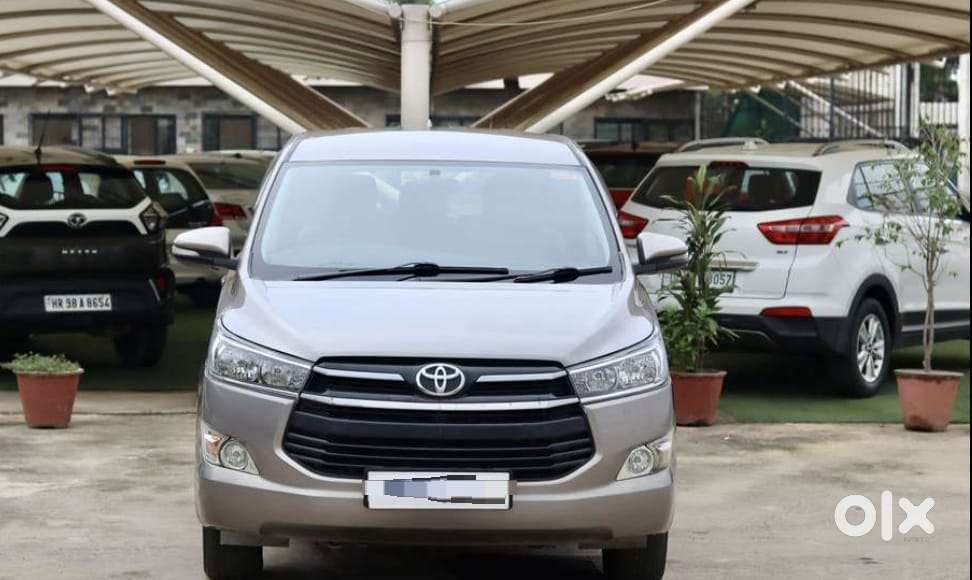 Toyota Innova Crysta 2.8 Gx At, 2016, Diesel