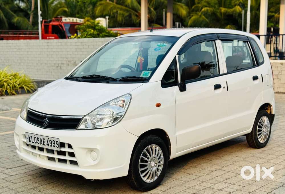 Maruti Suzuki Zen Estilo Lxi Bs Iv, 2013, Petrol