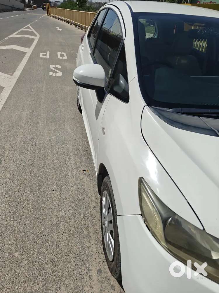 Honda Jazz Sv Petrol 2017