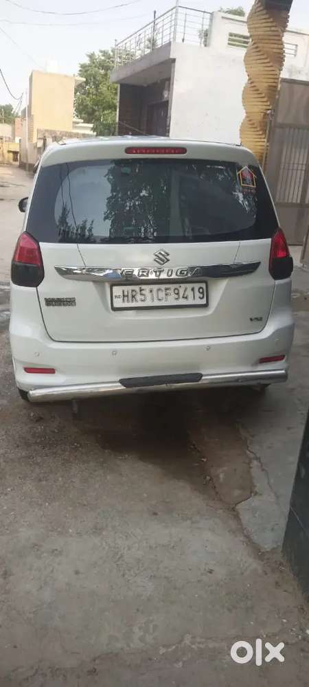 Maruti Suzuki Ertiga Cng