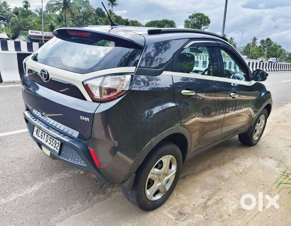 Tata Nexon 1.2 Revotron Xma Amt (s), 2019, Petrol
