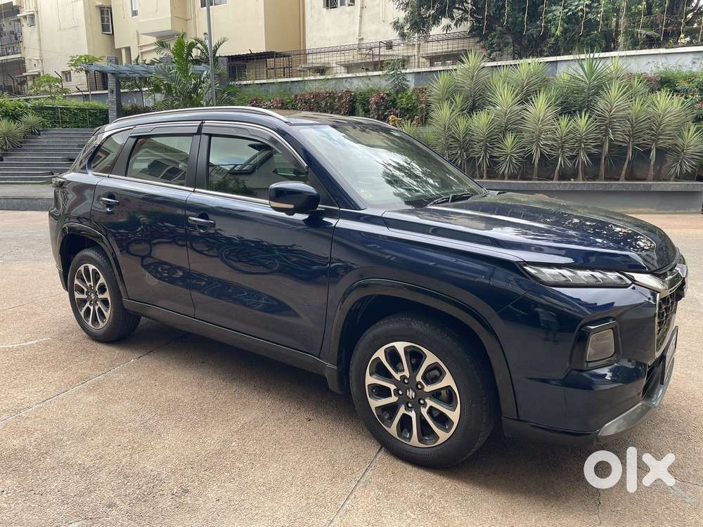 Maruti Suzuki Grand Vitara 1.5 Alpha Plus Intelligent Hybrid Ecvt, 2..