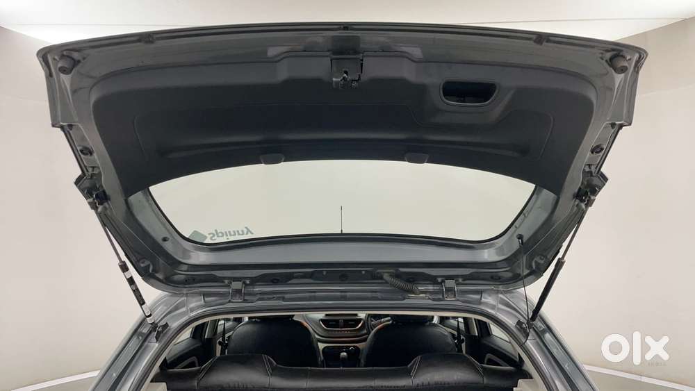 Tata Altroz 1.2 Xt, 2023, Petrol
