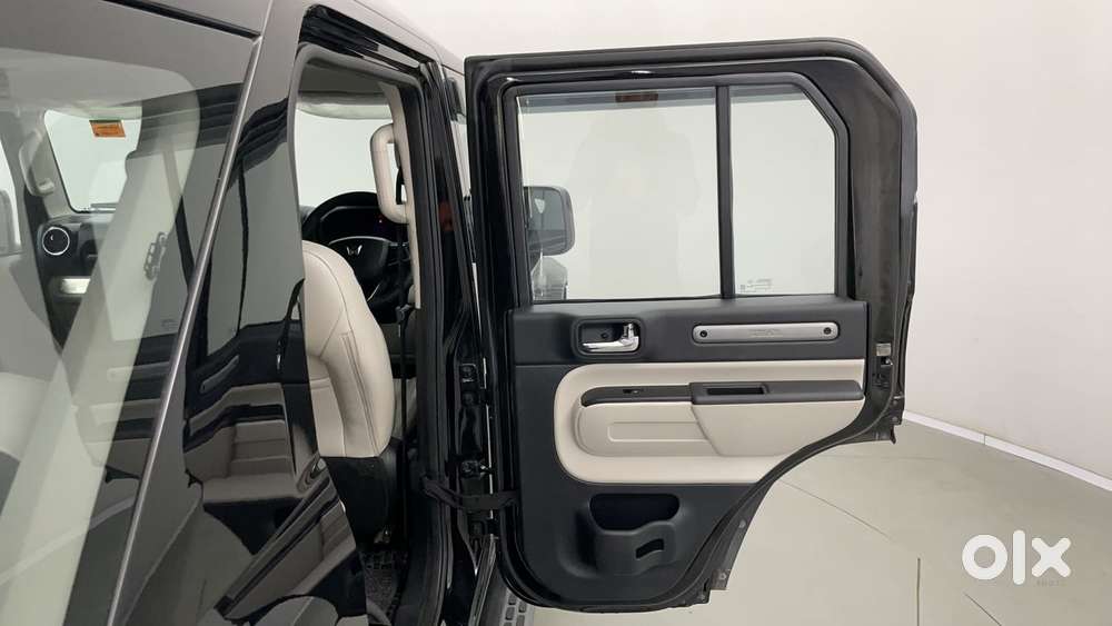 Mahindra Thar Roxx Mx5 Petrol Mt 2wd, 2025, Petrol