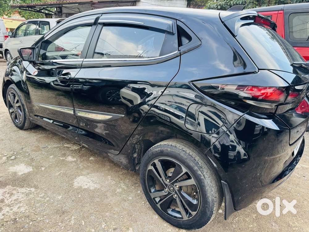 Tata Altroz Xz Plus (s) Dark Edition, 2024, Petrol
