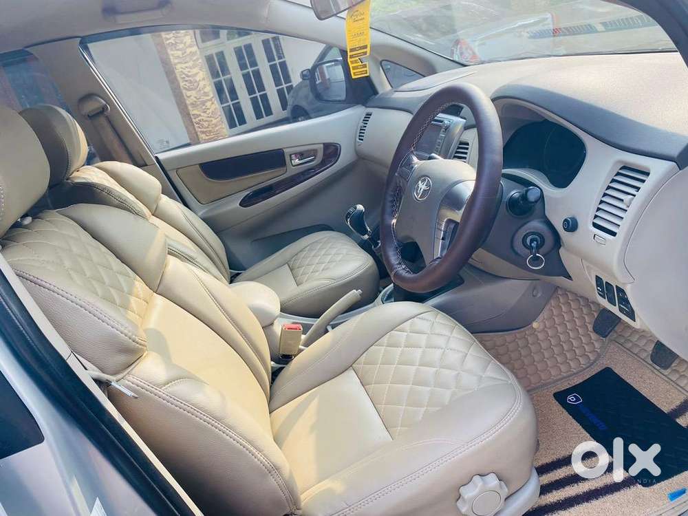 Toyota Innova 2014 Diesel 120000 Km Driven