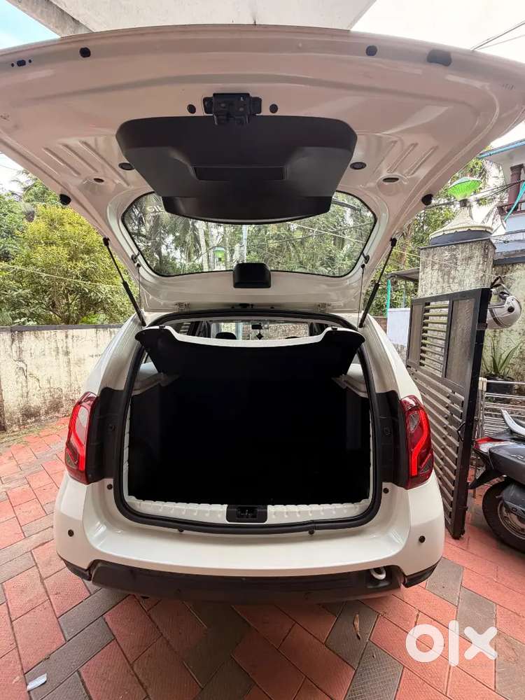 Renault Duster Rxs Cvt Automatic 2019 Petrol 27060 Km Driven