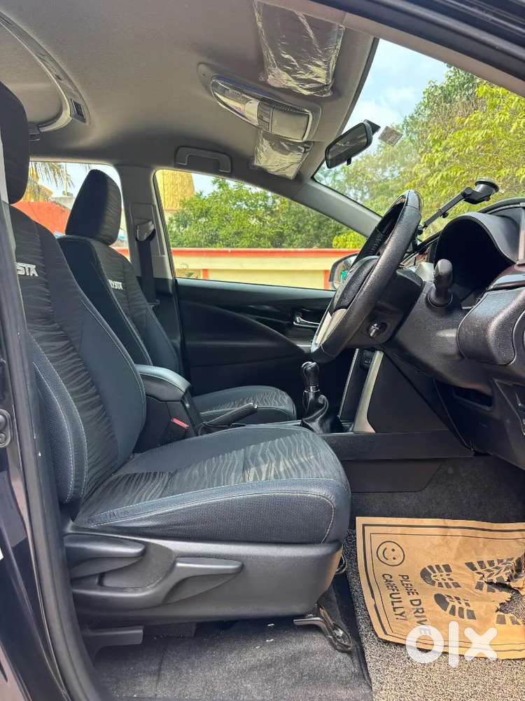 Toyota Innova Crysta 2023 Diesel Manual