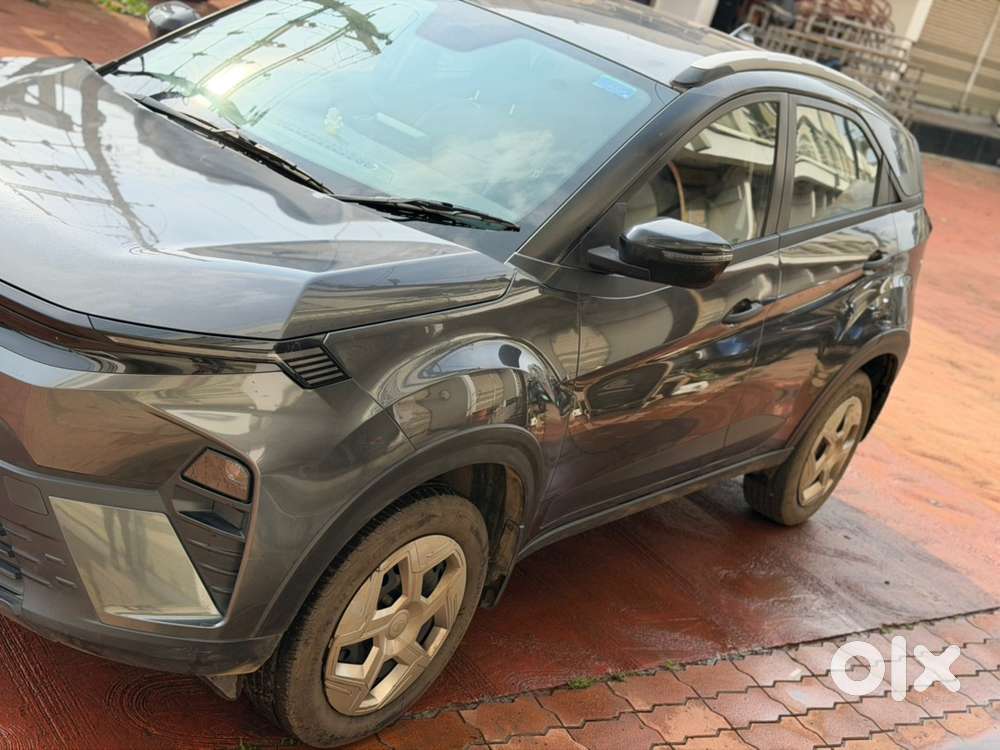 Tata Nexon Petrol Manual 2024