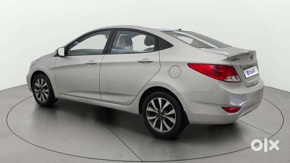 Hyundai Verna Fluidic 1.6 Vtvt Sx, 2014, Petrol