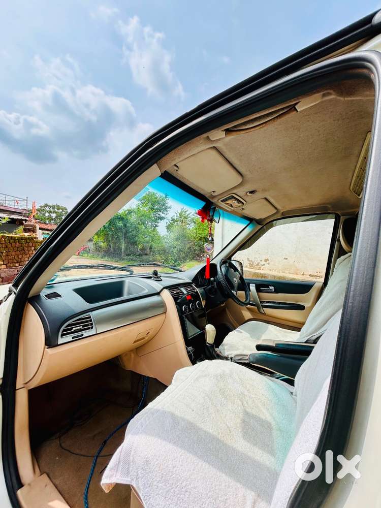 Tata Safari Storme 2013 Diesel 4x2