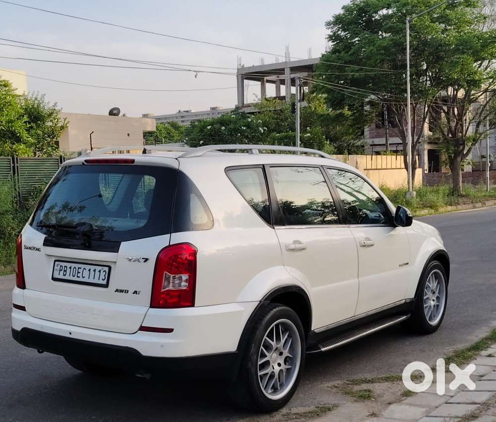 Mahindra Rexton, 2013, Diesel
