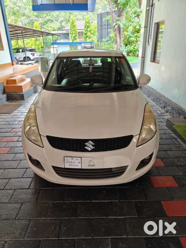 Full Option ,company Serviced Car..2014 February Registration
