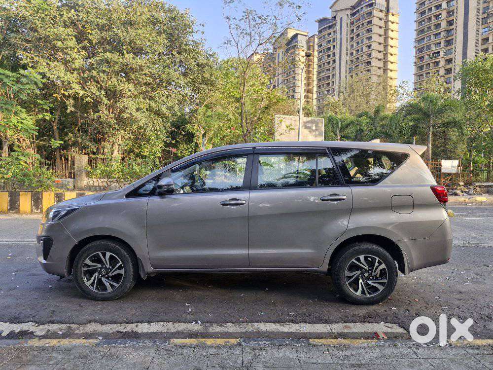 Toyota Innova Crysta 2.4 G Mt, 2021, Diesel