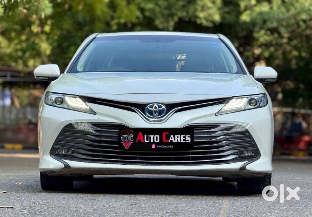 Toyota Camry Hybrid, 2019, Petrol