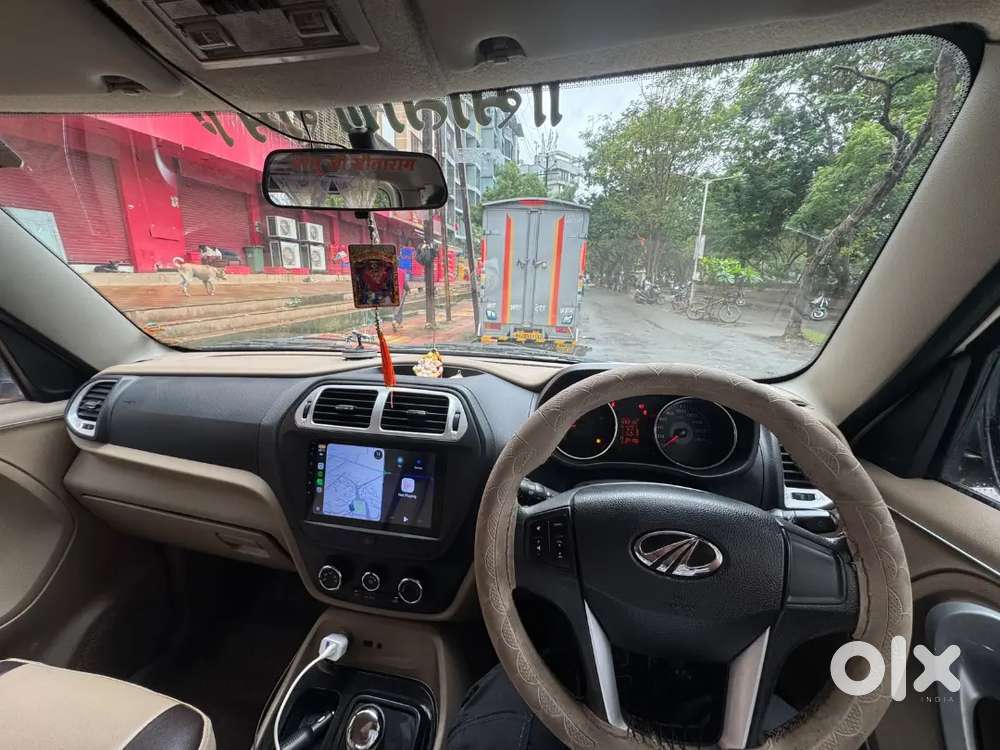 Mahindra Tuv 300 2016