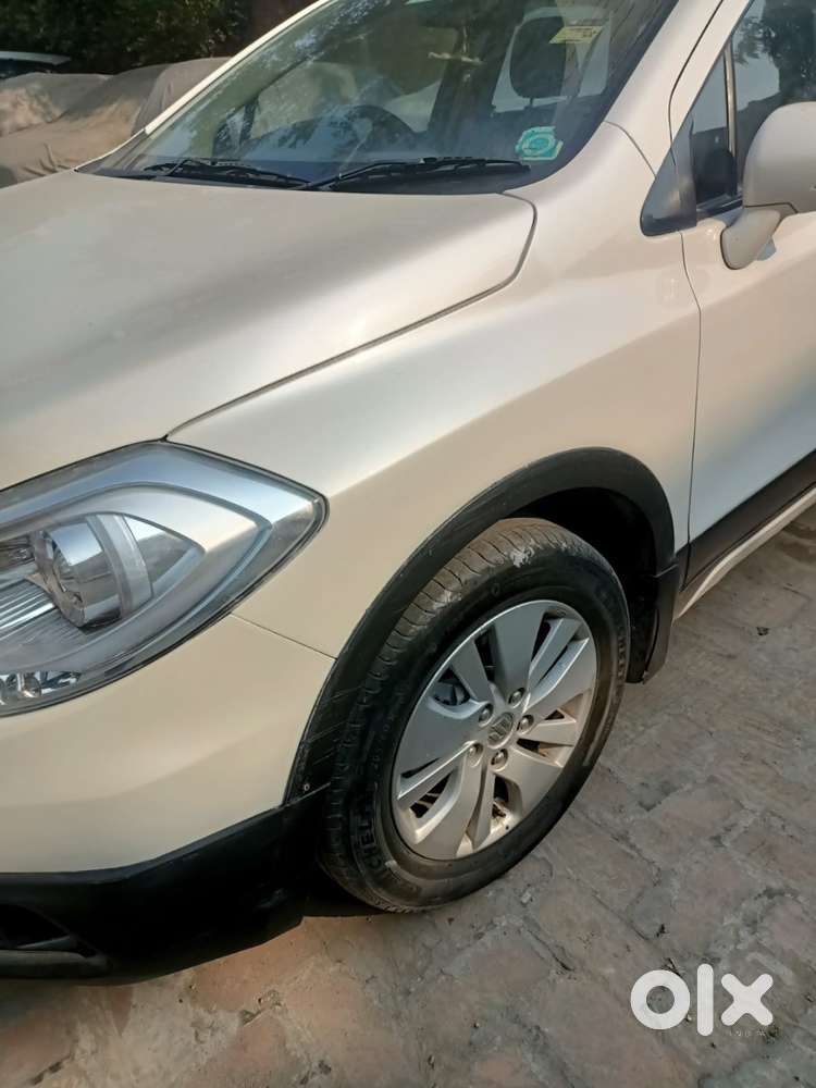 Maruti Suzuki S-cross 2016 Diesel Good Condition