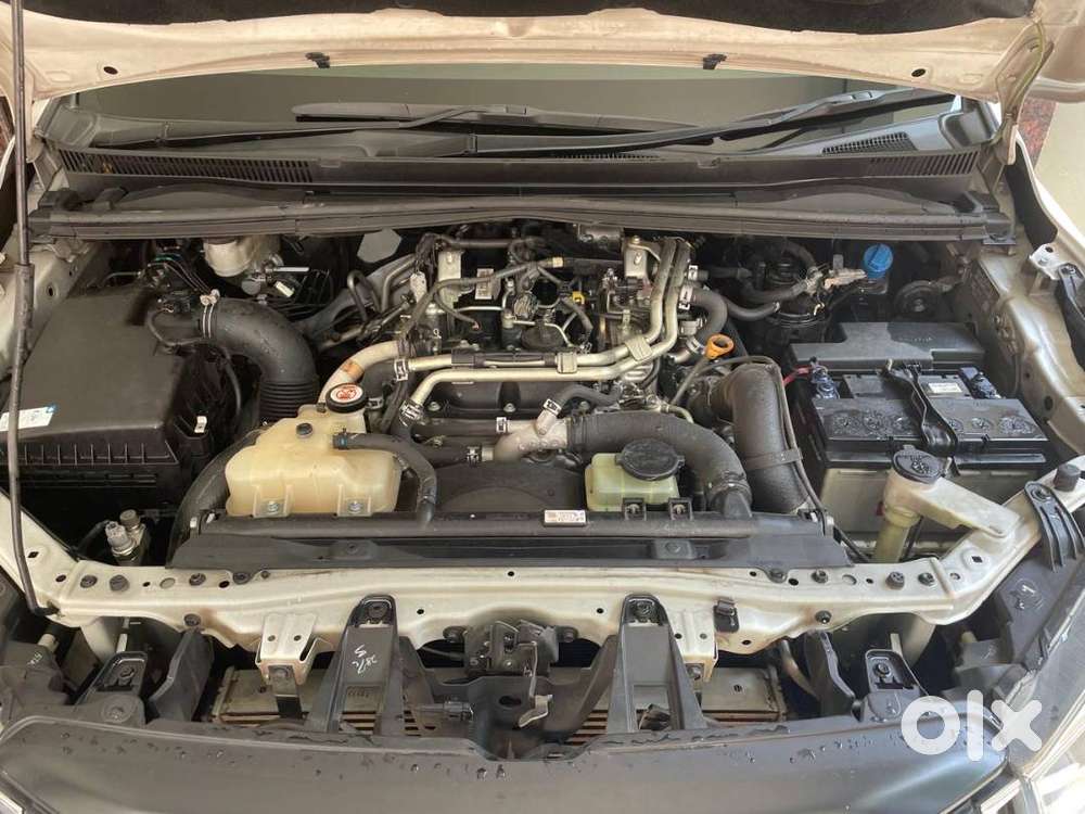 2022 Innova Cyrsta For Sale 59k Kms Run Only