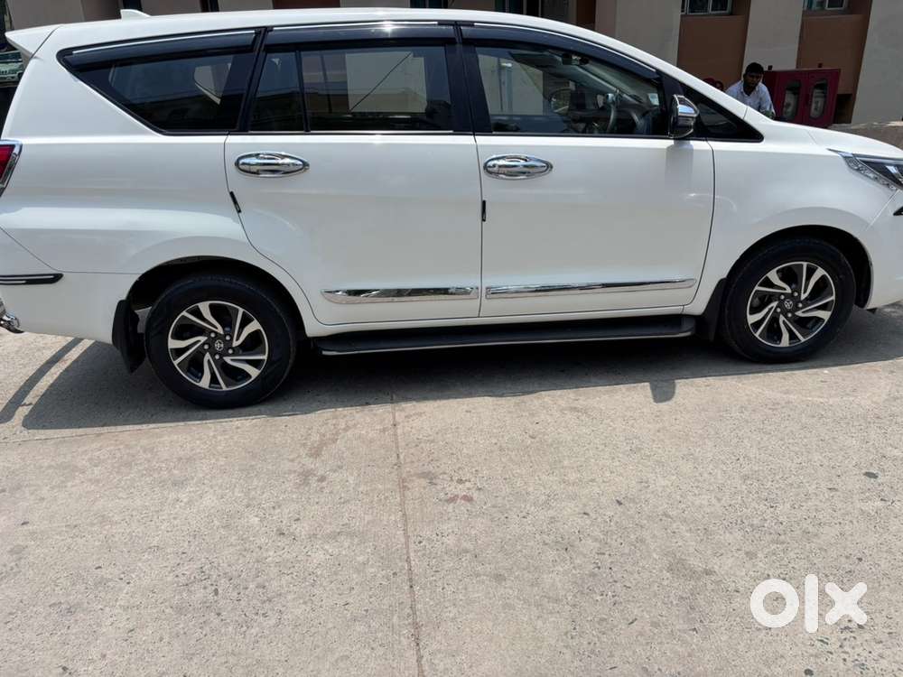Toyota Innova Crysta 2022 Diesel Well Maintained