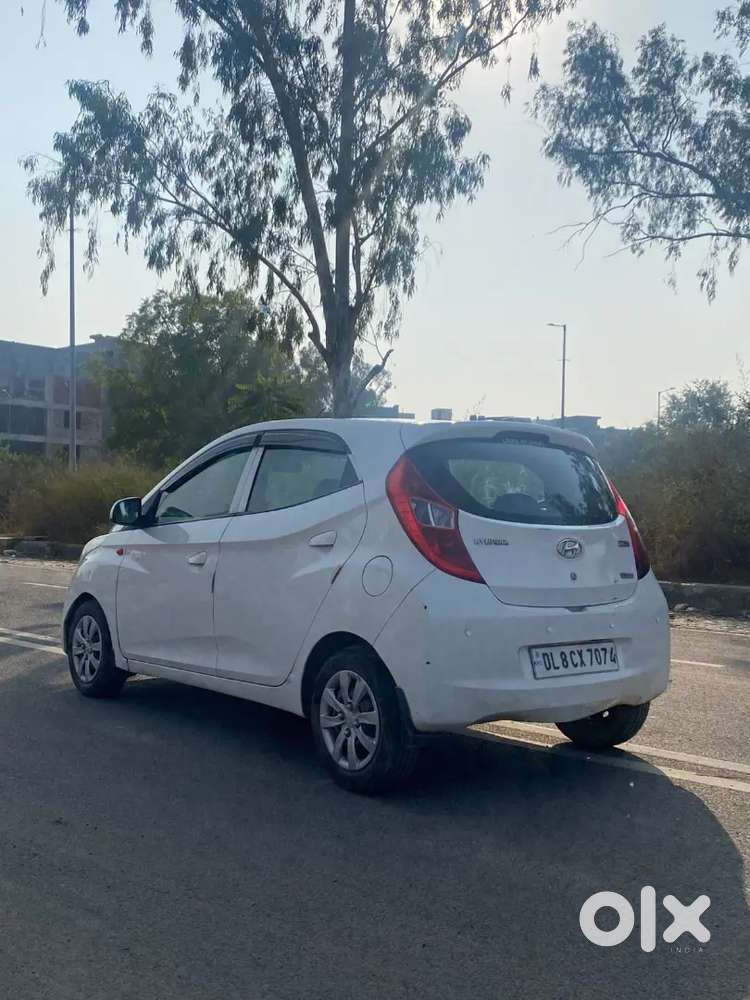2012 Hyundai Eon Sportz  90,000 Km  ₹1 Lakh  Urgent Sale