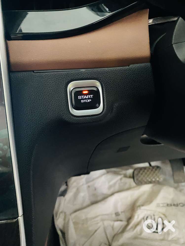 Mg Hector Plus Sharp Pro 1.5 Turbo Petrol Cvt 6 Str, 2024, Petrol