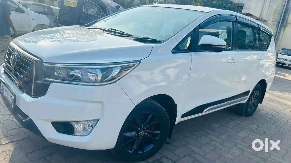 Toyota Innova Crysta 2018 Diesel 175000 Km Driven
