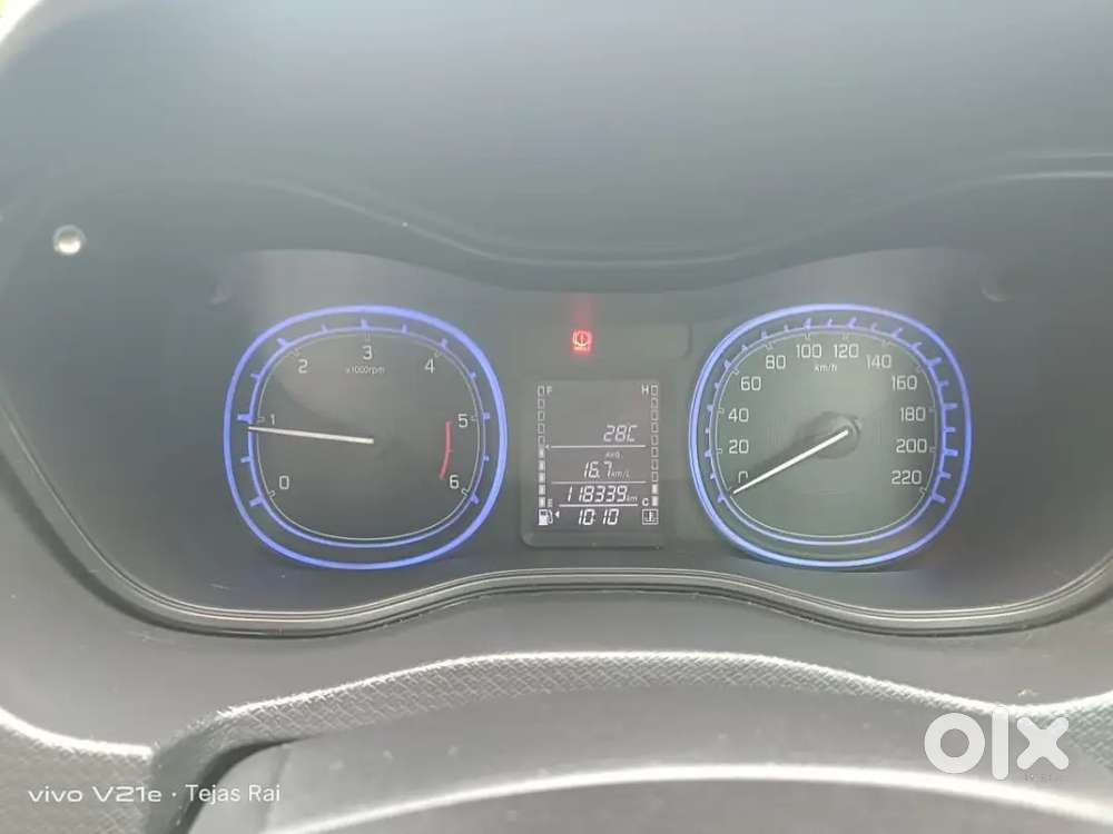 Gadi Nai Liye Hai Isiliye Bech Rahe Hai