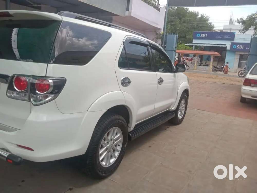 Toyota Fortuner Legender 2015 Diesel Good Conditionns