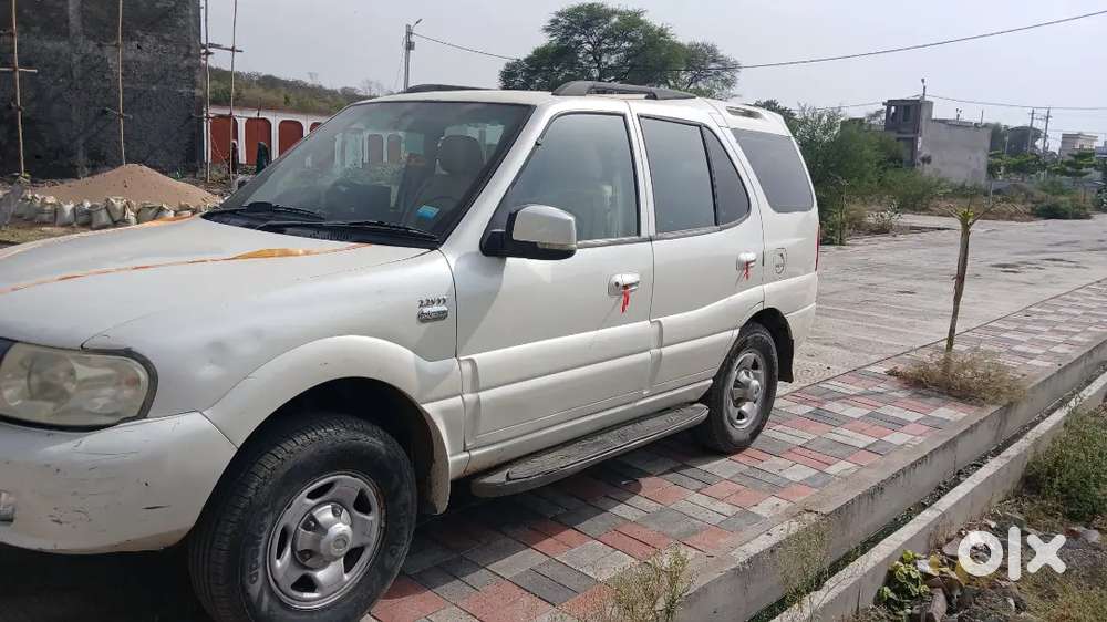 Tata Safari 2012