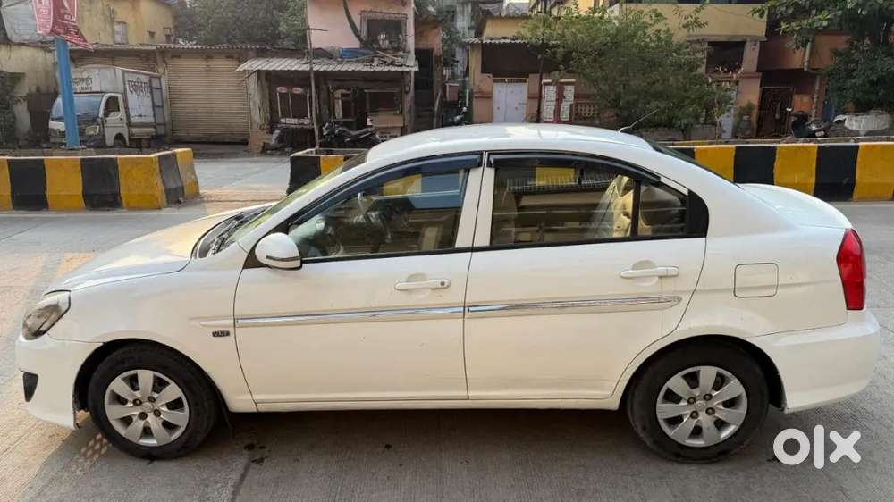 Hyundai Verna 2011 Petrol Well Maintained