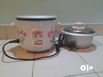 Prestige 0.6 deals l rice cooker