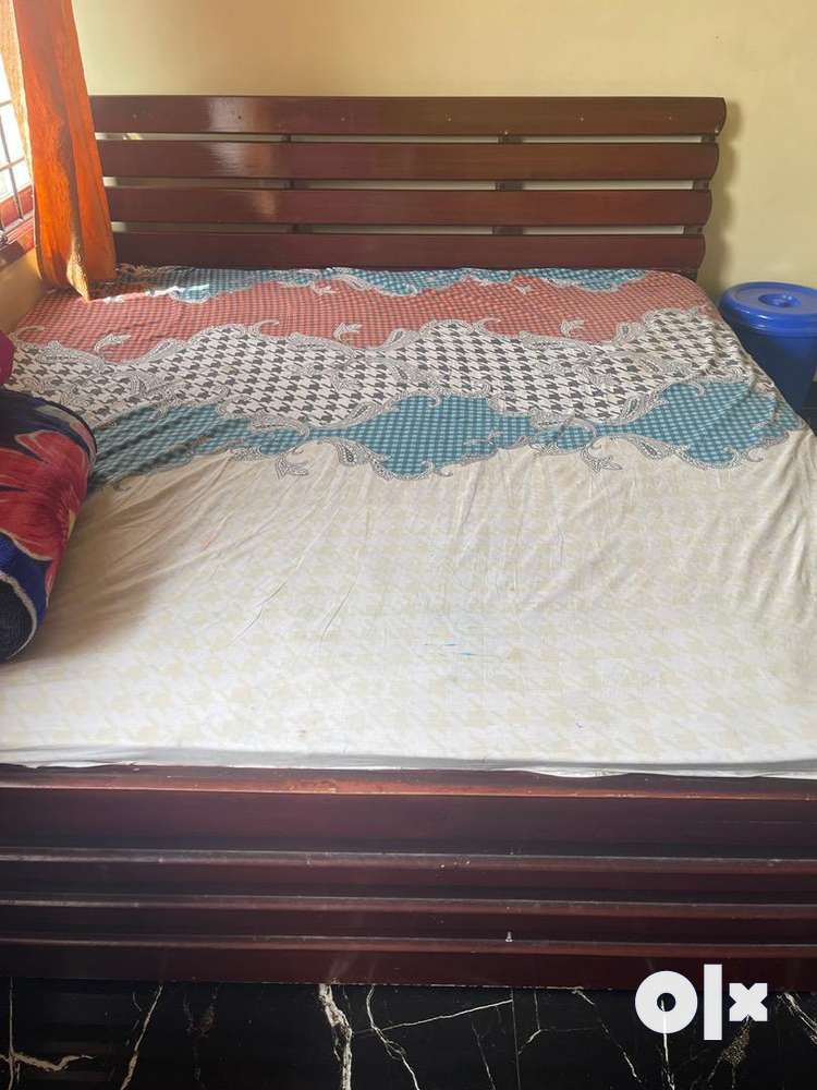 Olx deals wooden cot