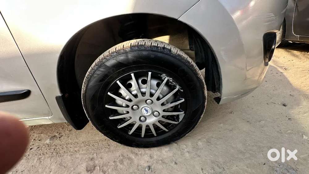 Ekdam Ok Hai Tyre Bhi New Hai