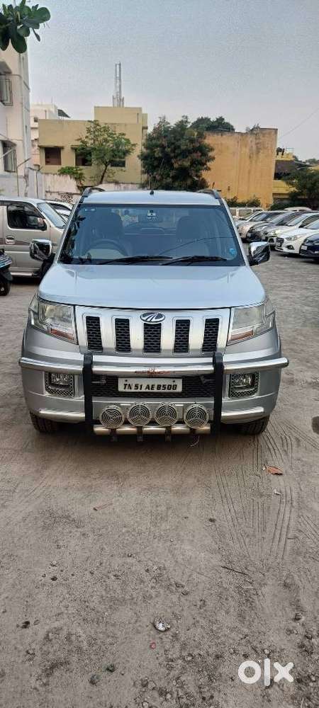 Mahindra Tuv 300 T10, 2016, Diesel