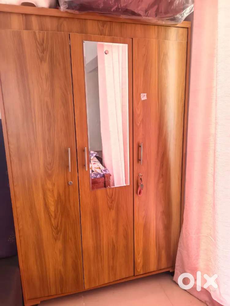 3 Door Shelf