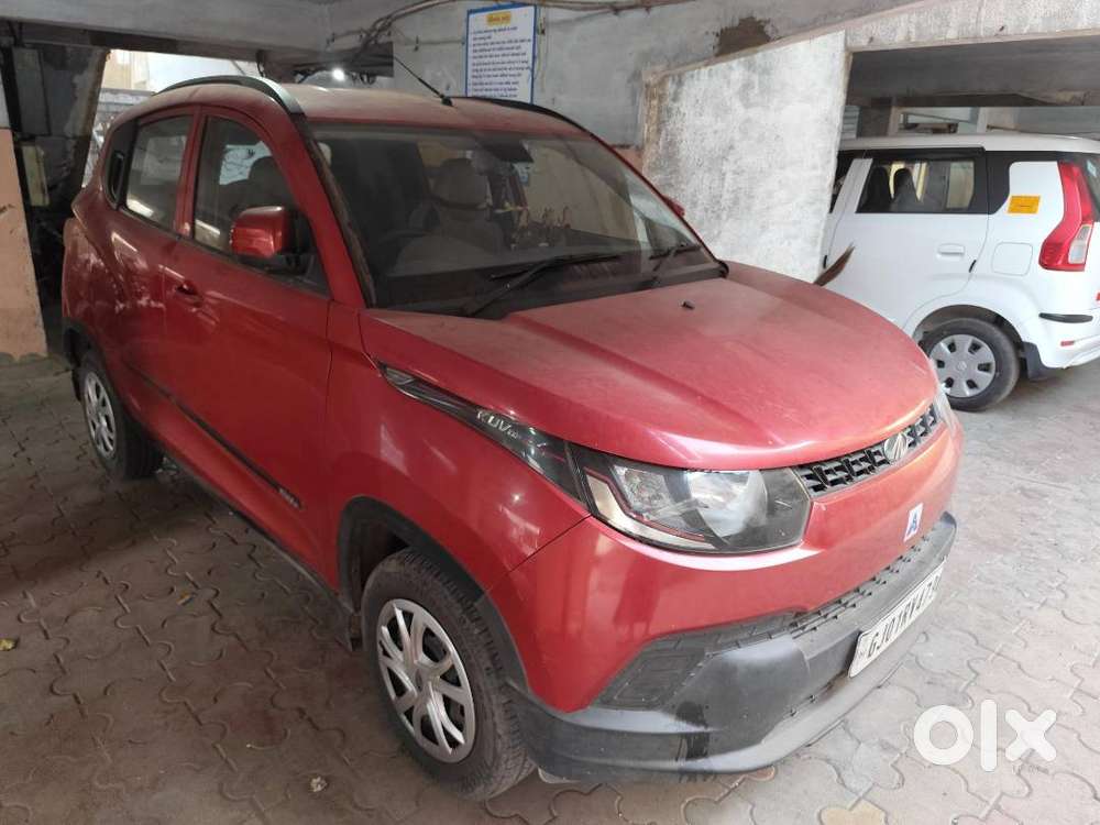Mahindra Kuv 100 2016 Petrol 26000 Km Driven