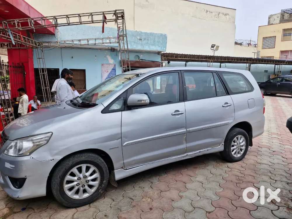 Toyota Innova  29 January 2014 Diesel Manual Very  Good Condition.