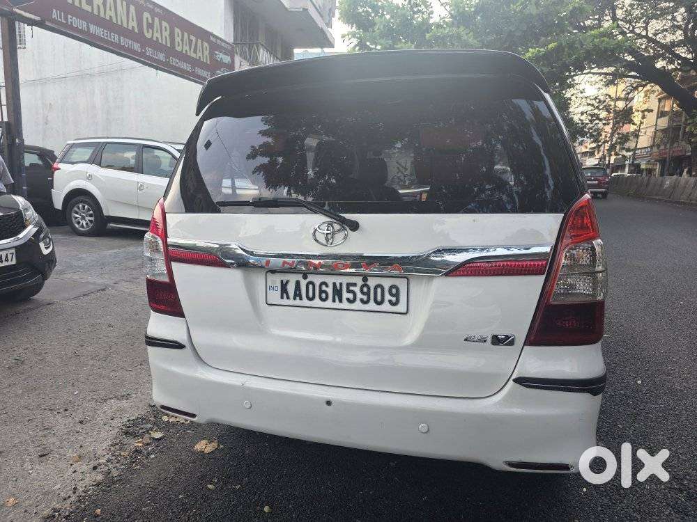 Toyota Innova 2.5 V 7 Str, 2013, Diesel