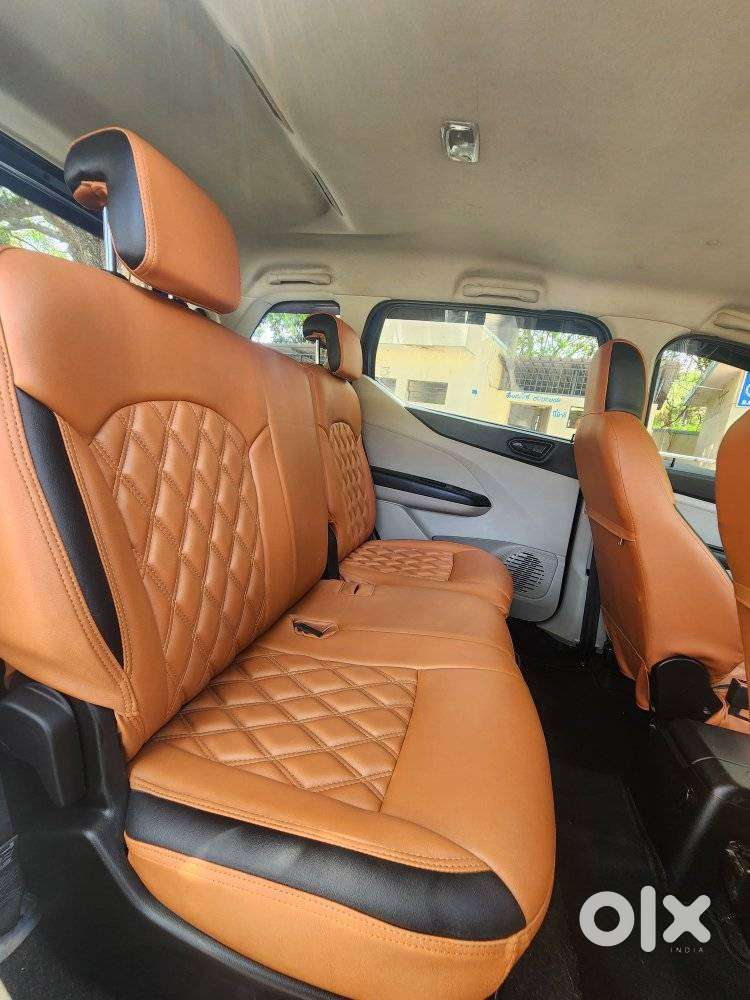 Renault Triber Rxt, 2023, Petrol