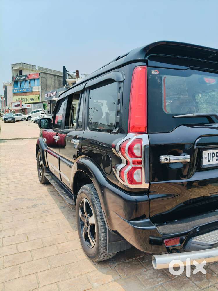Mahindra Scorpio Classic 2.2 S 11 Mt 7 Str, 2024, Diesel