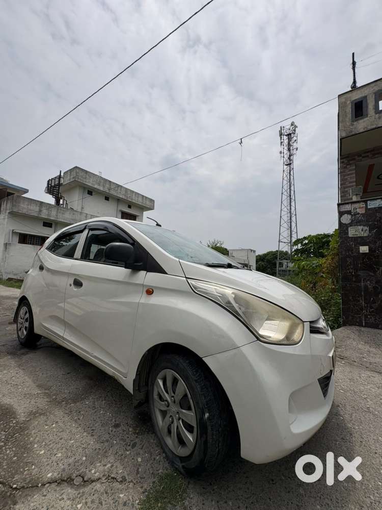 Hyundai Eon 0.8 Magna 2012 Petrol