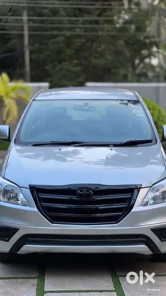 Toyota Innova 2.5 G 2015
