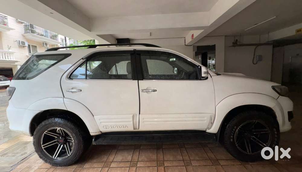 Toyota Fortuner Diesel 2014