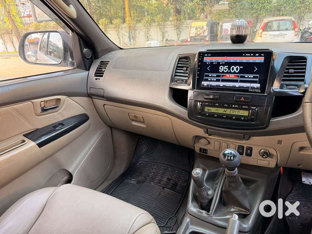 Toyota Fortuner [2009-2012] 3.0 4x4 Mt, 2012, Diesel